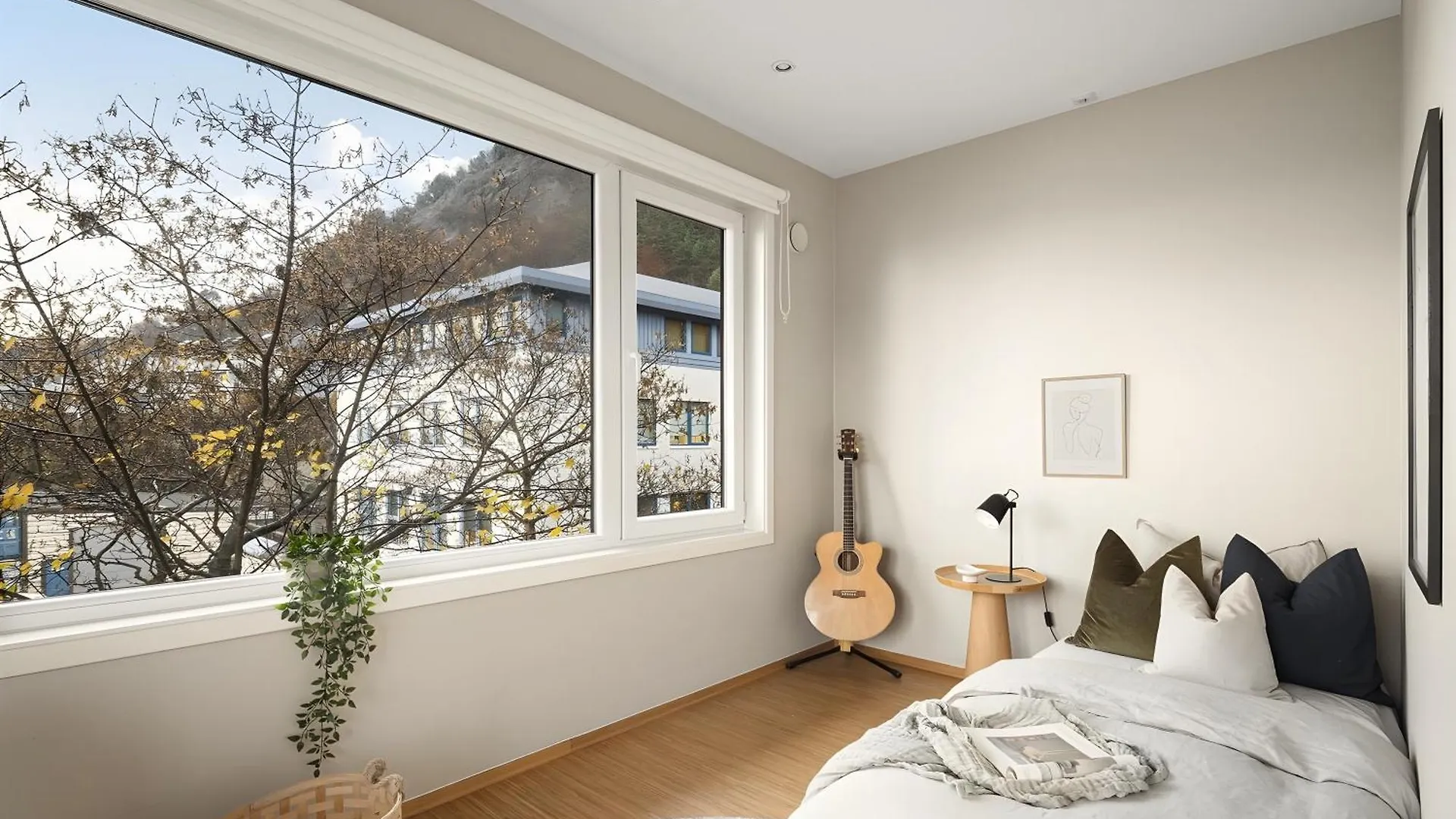 Top-Floor Apartment With Balcony And Sea View Bergen