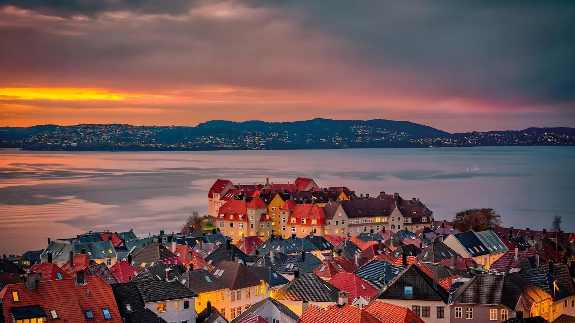 Top-Floor Apartment With Balcony And Sea View Bergen Norvège